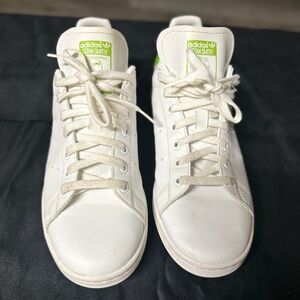 The Muppets x Stan Smith Kermit the Frog tennis shoes size 10.5 Gently used